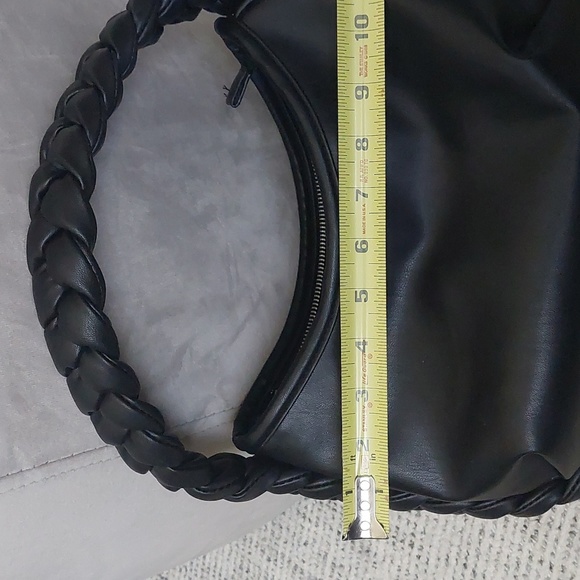 Black braided hobo handbag - Picture 4 of 8